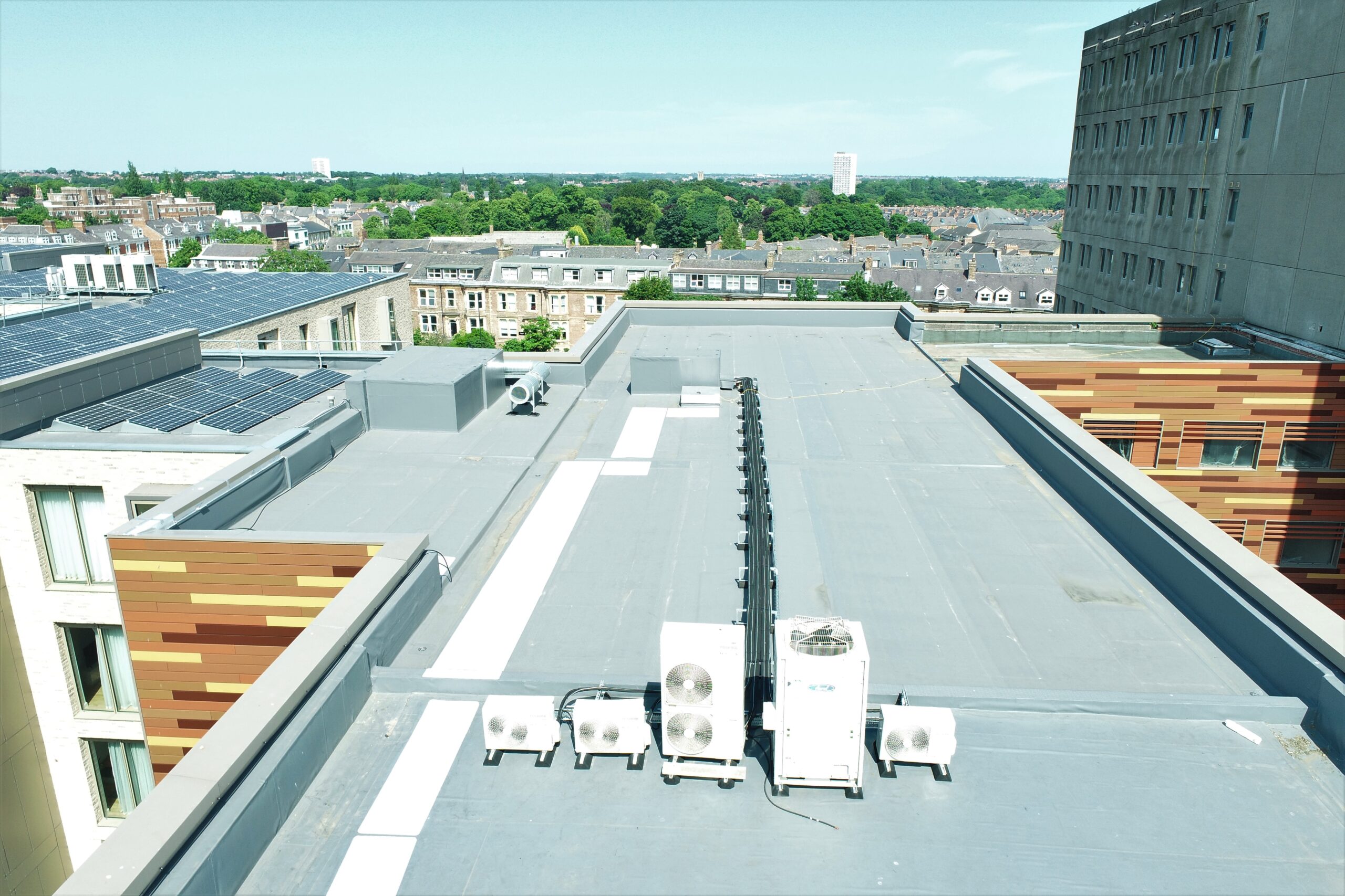 Understanding Thermal Movement in Commercial Roofing Systems