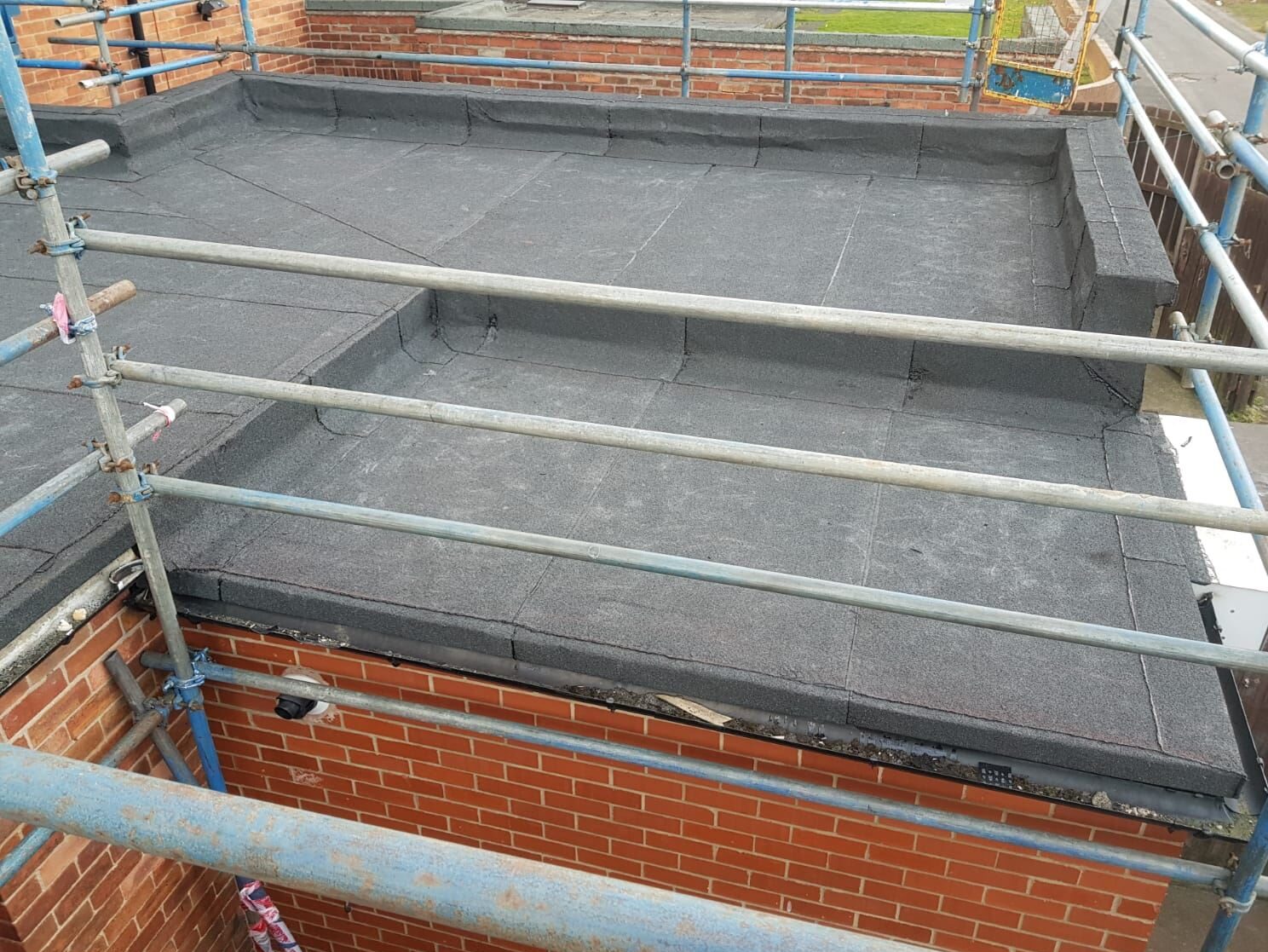 Flat Roof Installation: Great workmanship demonstrated