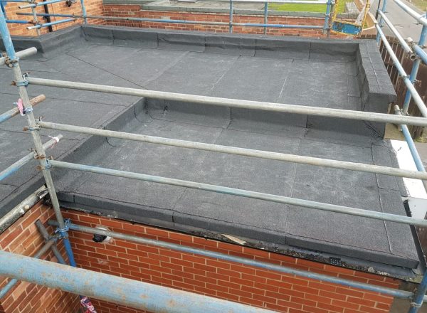 commercial flat roofing contractors