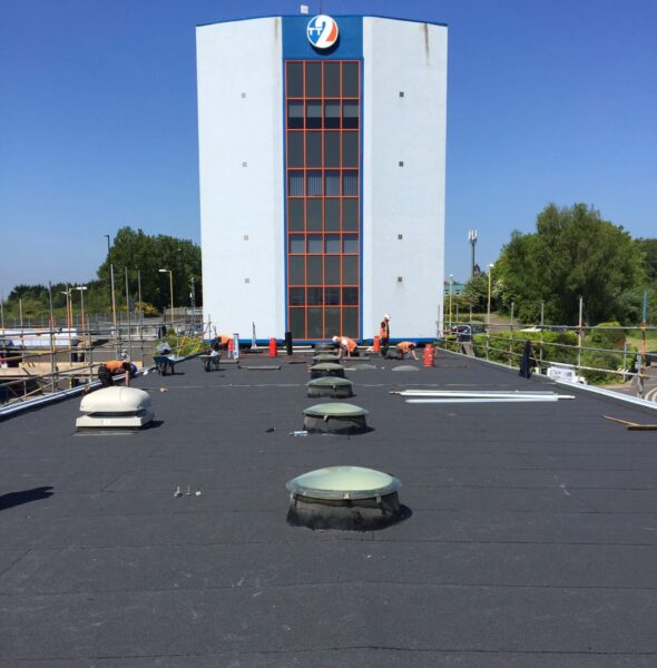 Commercial roofing company