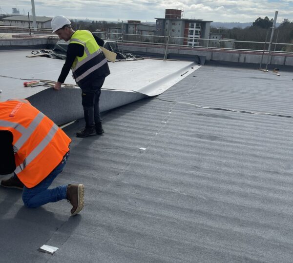 Commercial flat roofing companies