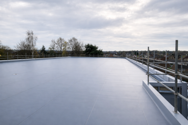 single-ply roofing contractors