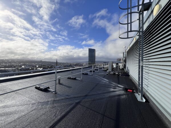 Commercial roofing solutions for businesses