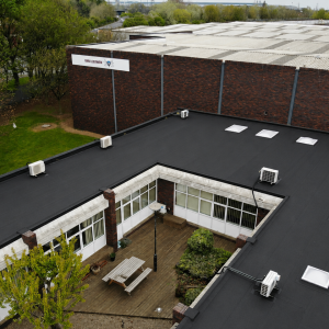 Planning Commercial Roofing Without Disrupting Warehouse Operations